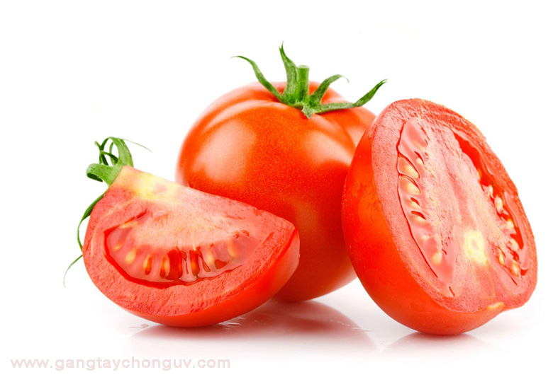 Cà chua 1 trong 7 loại quả dưỡng da mùa hè hiệu quả cho chị em phụ nữ